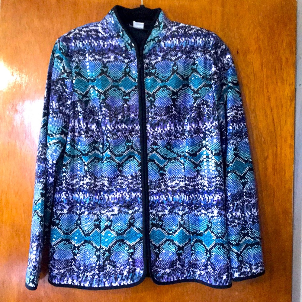 Addressing Woman Jacket